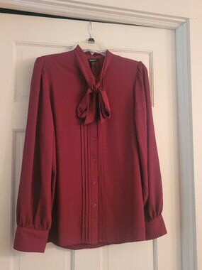 Express Red Bow Tie-Front Button-up Shirt, size Large